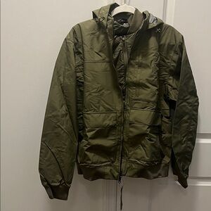 Nike Men's Green Hooded Puffer Jacket